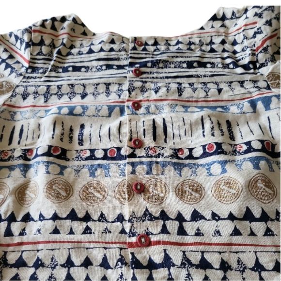 BOMBAY PAISLEY Beige Button Back Crop Top Geometric Bell-Sleeve Size XS - Picture 3 of 5